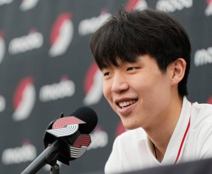 去看看他的高光集锦吧！ ESPN分析师盛赞杨瀚森